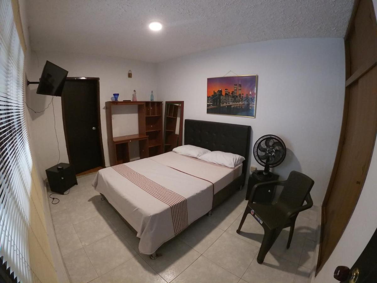 Casa Olimpico Hostal Кали Екстериор снимка