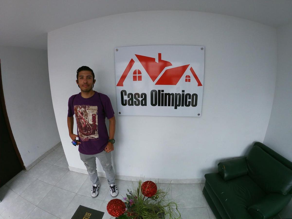 Casa Olimpico Hostal Кали Екстериор снимка